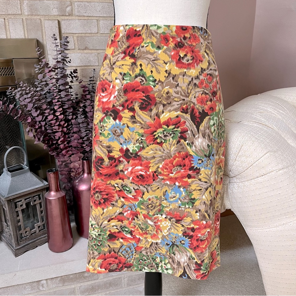 TALBOTS Floral Tapestry Pencil Skirt - Floral Print